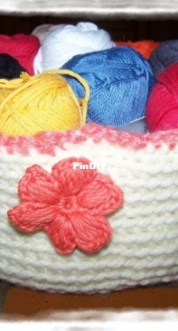 Yarn basket