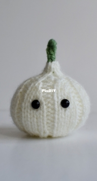 Garlic - Amanda Berry - Fluff and Fuzz - Free