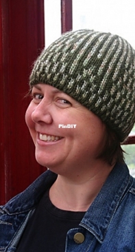 Weeping Willow Beanie by Natalie Servant-Free