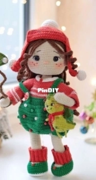 Bobrik Toys - Natalia Bober - Lugovka the Christmas Doll