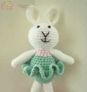 Curls of Sunshine - Amber Fry - Amigurumi Bunny