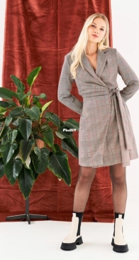 Knipmode - 2312-16 Robe Manteau - Sizes 34-54 - Dutch