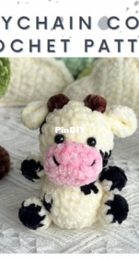 Elegant Purely - Thu Trang Nguyễn - Keychain Cow