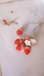 Crochet strawberries