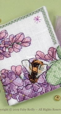 Faby Reilly LLC090-NDBK-DD - Lilac Needlebook