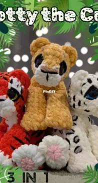 Mo2 Designs - Jessica Jessy Morgan - Dotty the Cub: Snow leopard, Lion and Tiger