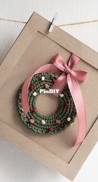 Bomuldskys - Emilie Hoyrup - Christmas wreath card - Free