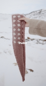 Springfling Scarf by The Petite Knitter - English