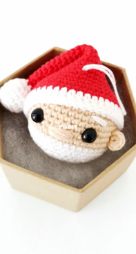 Stitch By Fay - Fay Lyth - Santa Ornament - Free