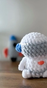 Megs Makes Patterns / Megs Makes Crochet - Megs Stiles - Pocket Elliot