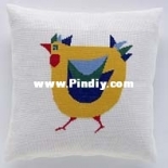 Haandarbejdets Fremme 20-9134 Pillow Das gelbe Huhn (The yellow Chicken)