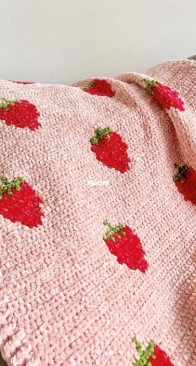 Zoe Creates - Zoe Bartley - Strawberry Dream Baby Blanket​