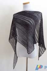 Wildheart shawl by Janina Kallio