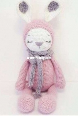 AmalouDesigns - Marielle Maag - Zoe the sleeping Bunnie - Russian - Translated