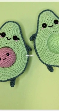 Niahs Creative World - Nicole Hedegaard - Avocado Family