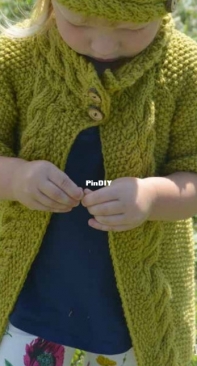 Little Miss Susies Cardigan by Lara Simonson
