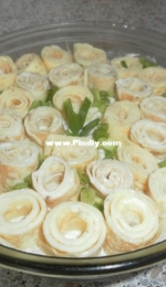 Yellow rose salad