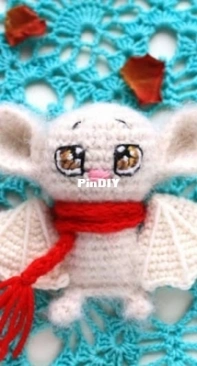 Amigurumi Today - Crochet bat