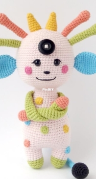 JuliHMtoys - Julia Matiienko - Ly - Cute Monster Doll