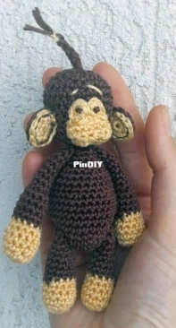 Ami Toys Handmade - Ami Design - Yevheniia Mashkovska - Zazy the Monkey