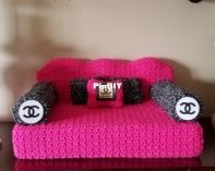 Crafty Stitchaway - Delores W Cavanaugh - Hot Pink Cat or Dog Couch Bed
