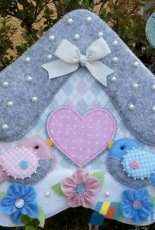 Dani & Mami Handmade - Casinha de Passarinho - Bird House - Felt Pattern - Portuguese - Free