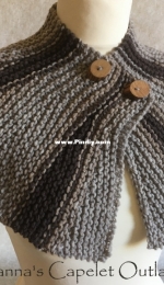 Briannas Capelet Outlander by Marielle Chautard - Les Bergers Cathares - French