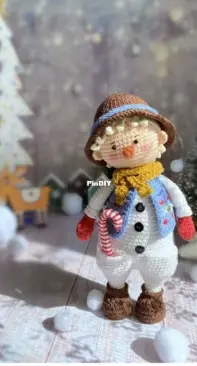Knit Amiracle - Ethan the Snowman - Christmas crochet doll Snowman