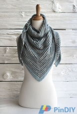 Serena Shadow Shawl by Antonia Shankland/Fairmount Fibers-Free