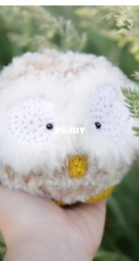 Rues Bears - Rue Yates - Joshua the crochet Owl