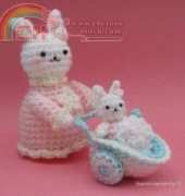 Handmade Kitty - Jenny Lloyd - Mommy Bunny with Baby Bunny in Baby Carriage