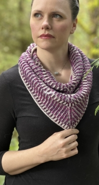 Twofold Cowl by Makenzie Alvarez