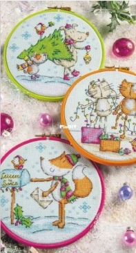 Waiting for Santa Paws by Durene Jones from Cross Stitcher 339 XSD
