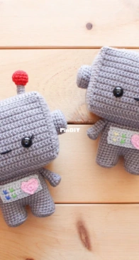 Storyland Amis - Holly Faith Salzman - Cuddle-Sized Beep and Boop the Robot Twins