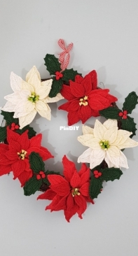 Pippa Patterns - Connie Rockliff - Mini Poinsettia and Holly Decoration, Holly Leaf and Berries