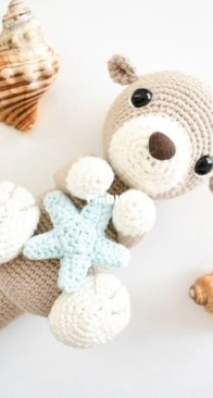 When Crafting Is Life - Christine Marvill - Ollie the Baby Otter