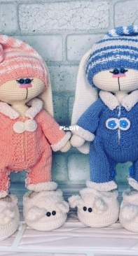 Gala Toys Shop - Molly Toys - Galina Ptashkina - Pajamas Outfit - English - Dutch - Spanish