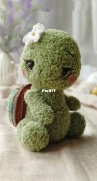 Ya Batalova - Yana Batalova - Turtle Sue