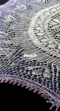 OD – Ovale Decke Shawl by Hayley Tsang Sather-English