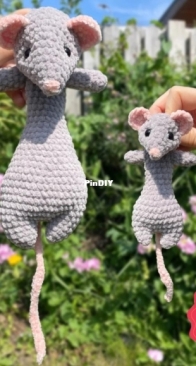 The crochet cloud - big and small floppy rat