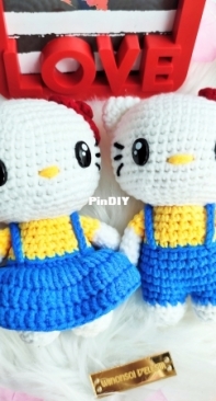 Hello kitty couple