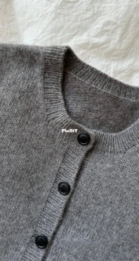 Maggie Cardigan by Mette Wendelboe Okkels - PetiteKnit - English, French