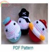 Sea and lighthouse - Kanjana Wanherm - No.3 Trio Caribbean Egg Dolls