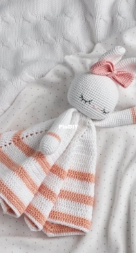 Raula Toys - Natascha Antoniadi/Antoniyadi - Bunny Lovey