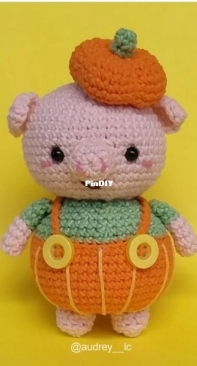 Audrey Lilian Crochet - Audrey Lilian - Fruity Friends - Pumpkin Pig
