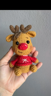 Crochet reindeer