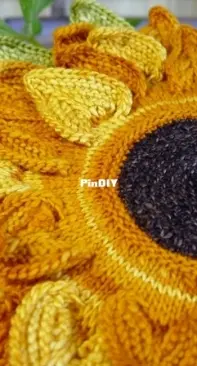 Decorative Sunflower by Svetlana Gordon- English, Russian -Free