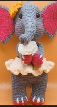 elephant crochet