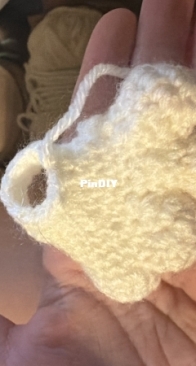 Basset hound pattern - one paw down