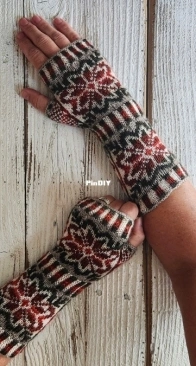 Adelinea Mitts by Traci Scott - Free